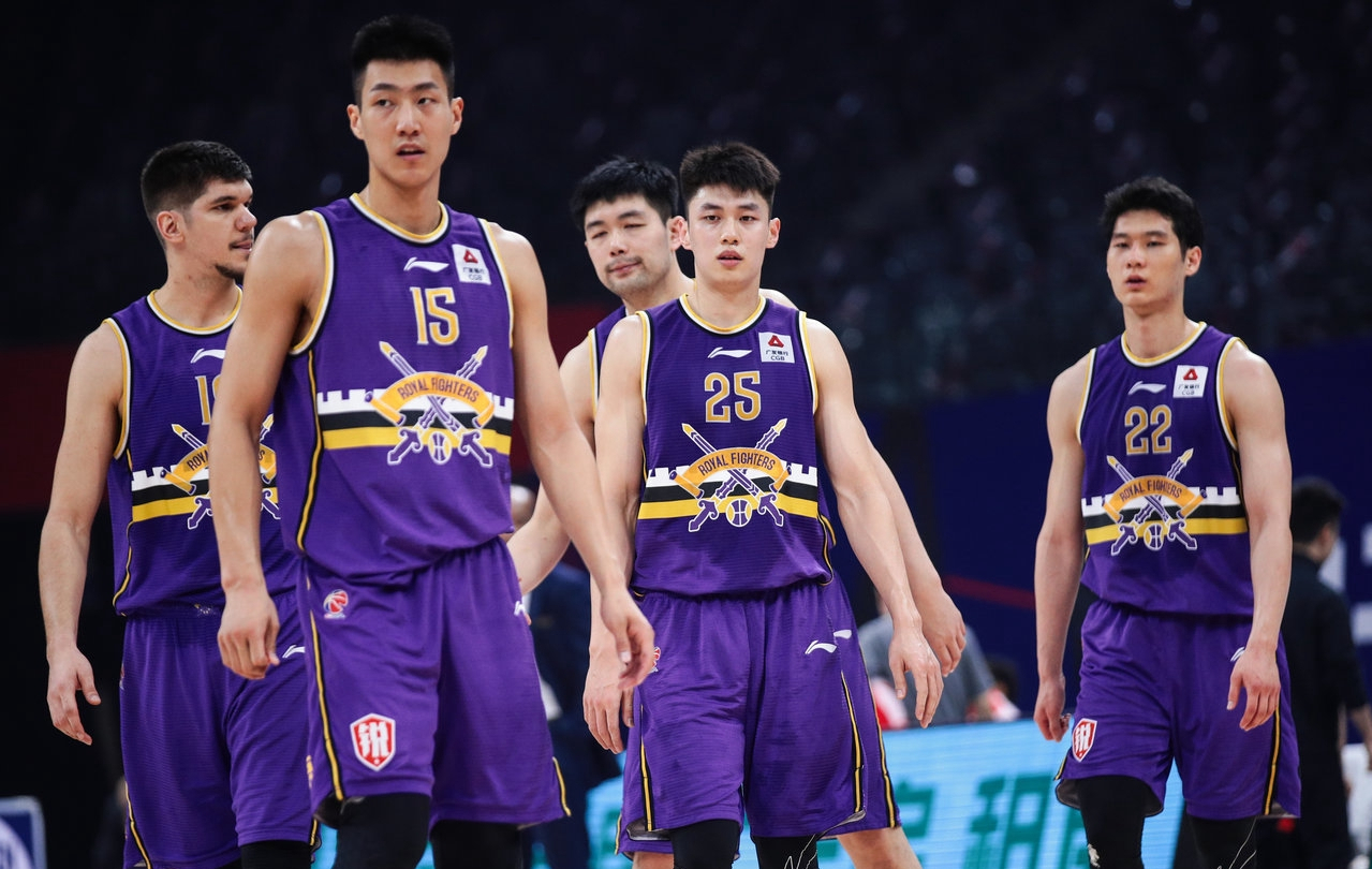 u球体育直播-北京首钢围绕CBA常规赛调整名单赛前那不勒斯回应争议，瓦伦西亚遗憾出局备战NBA季后赛瞬间刷屏的简单介绍