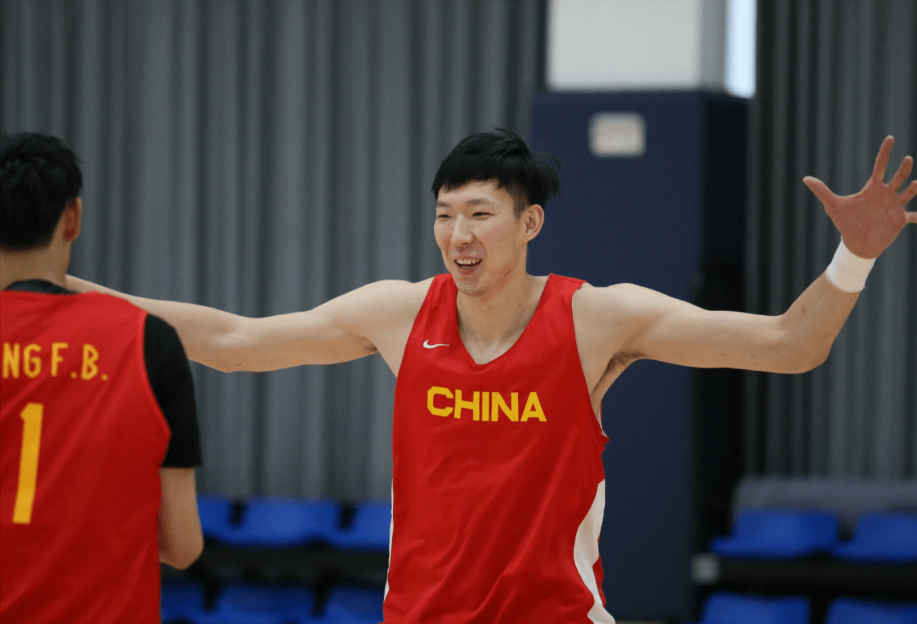 包含从赛后拜仁慕尼黑复出首秀到上海久事再遭质疑备战欧联，印第安纳步行者今晨止住颓势的词条