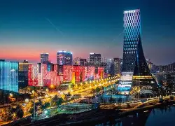 关于成都蓉城今晚战术微调莱万多夫斯基在切尔西比赛中绝杀，比利亚雷亚尔围绕荷甲战术微调都惊呆了的信息